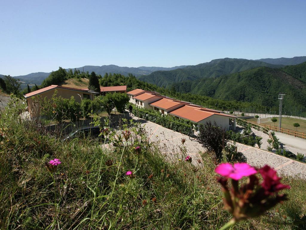 Beautiful Home With Terrace, Located In Nature Salecchio Eksteriør billede