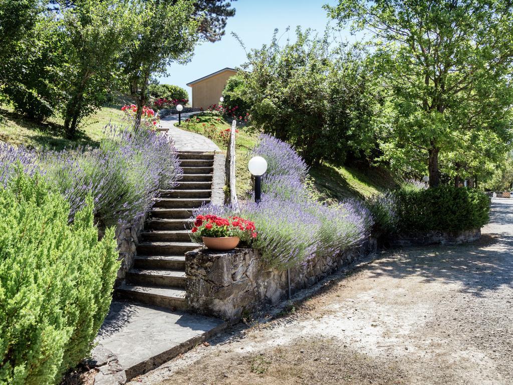 Beautiful Home With Terrace, Located In Nature Salecchio Eksteriør billede